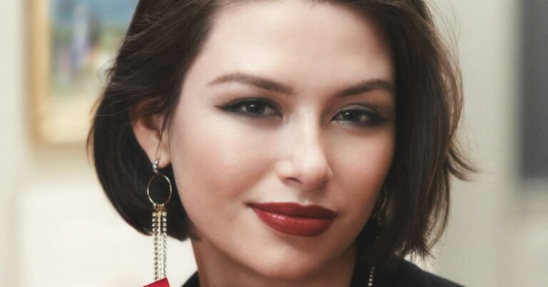 Bobbi Brown x The Met Is The Most Magical Holiday Collab